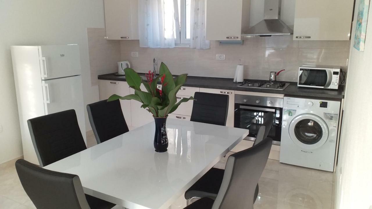 Lastovo Apartment Zaklopatica מראה חיצוני תמונה